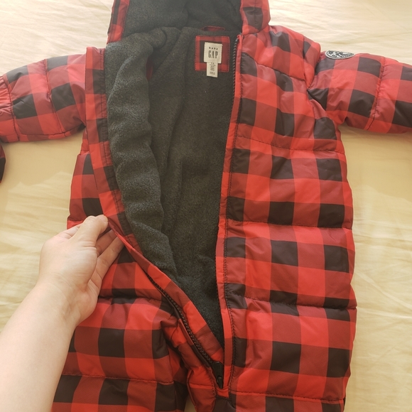 SOLD ! ! NEW GAP Baby Cold Control Down Puffer One-Piece NWOT - Picture 3 of 9